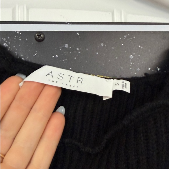 ASTR the Label Noemi Cardigan in Black - Picture 6 of 6